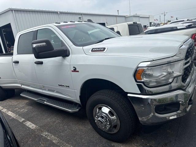 2024 RAM 3500 Big Horn Crew Cab 4x4 8 Box 2024 RAM 3500 Big Horn Crew Cab 4x4 8 Box