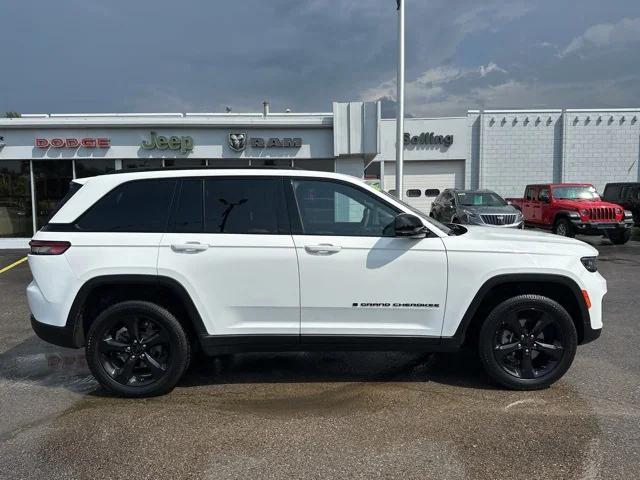 2023 Jeep Grand Cherokee Altitude 4x4