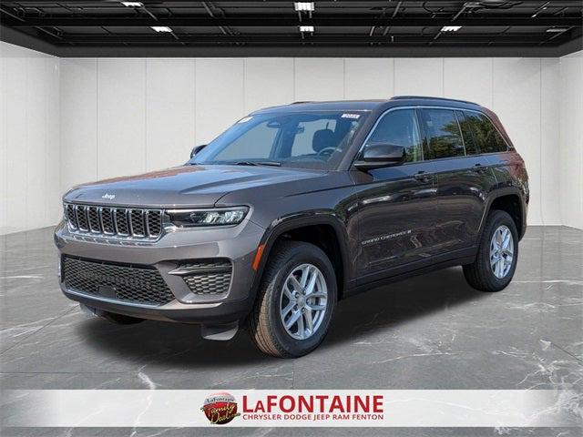 2025 Jeep Grand Cherokee GRAND CHEROKEE LAREDO X 4X4