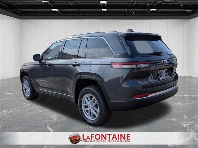 2025 Jeep Grand Cherokee GRAND CHEROKEE LAREDO X 4X4
