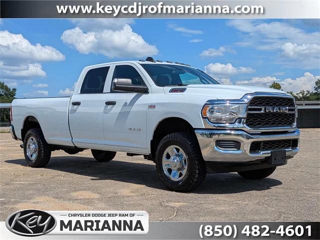 2022 RAM 2500 Tradesman Crew Cab 4x4 8 Box