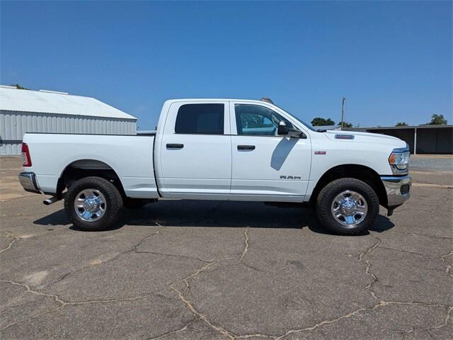 2020 RAM 2500 Tradesman Crew Cab 4X4 64 Box