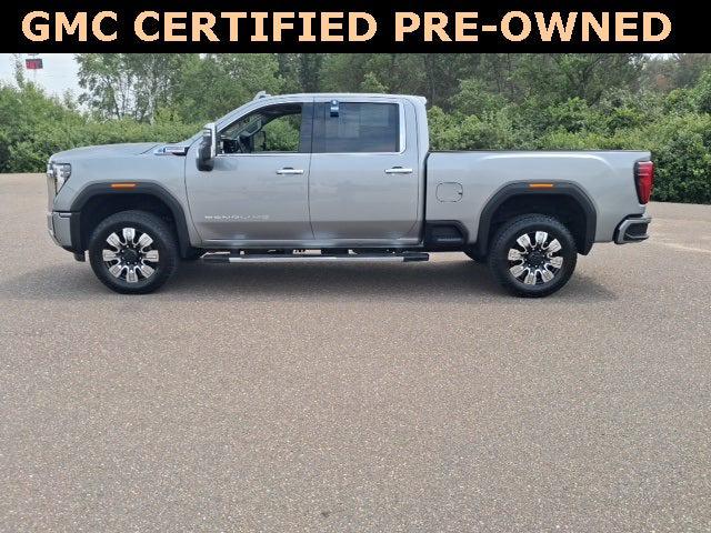 2025 GMC Sierra 3500HD 4WD Crew Cab Standard Bed Denali