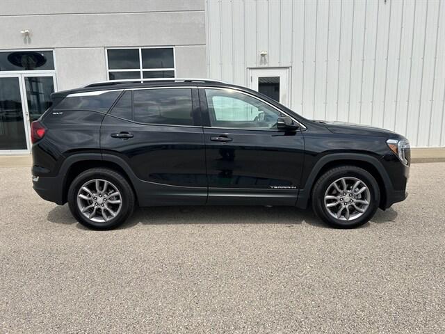 2024 GMC Terrain AWD SLT