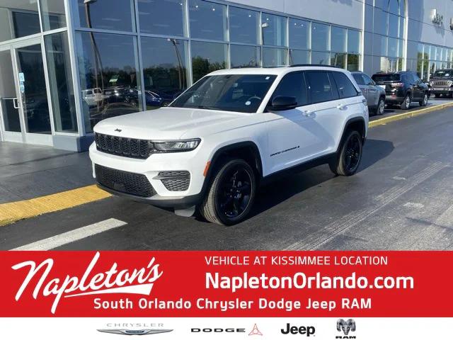 2023 Jeep Grand Cherokee Altitude 4x4