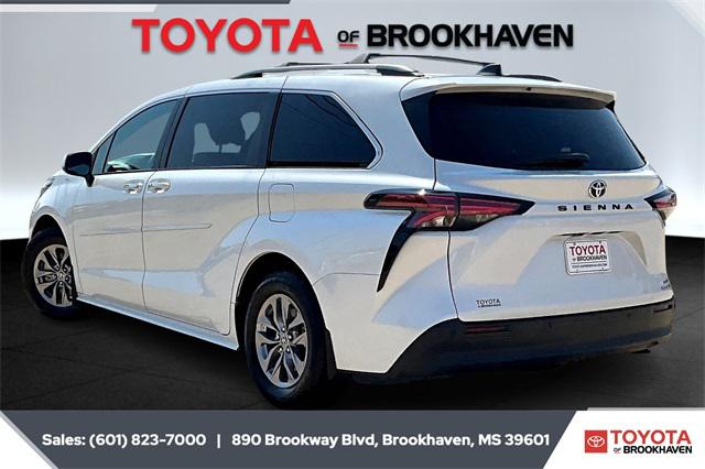 2022 Toyota Sienna XLE