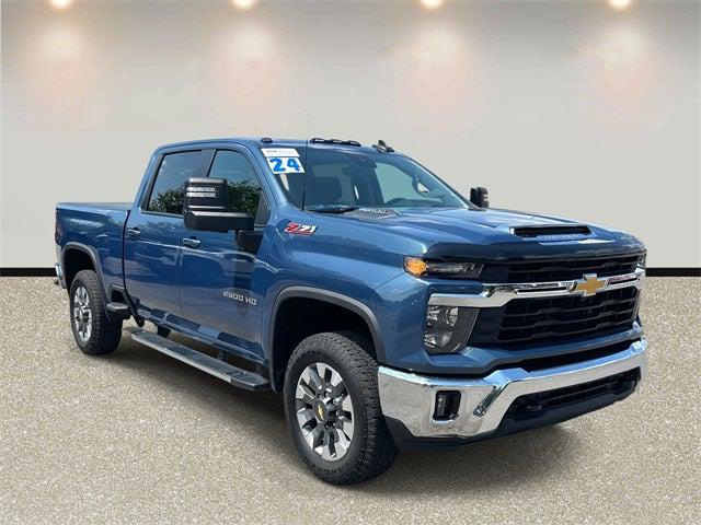 2024 Chevrolet Silverado 2500HD 4WD Crew Cab Standard Bed LT