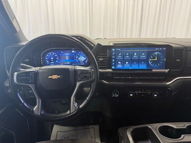 2023 Chevrolet Silverado 1500 4WD Crew Cab Standard Bed LT