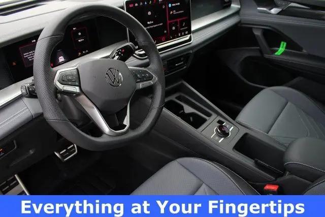 2025 Volkswagen Tiguan 2.0T SE R-Line Black