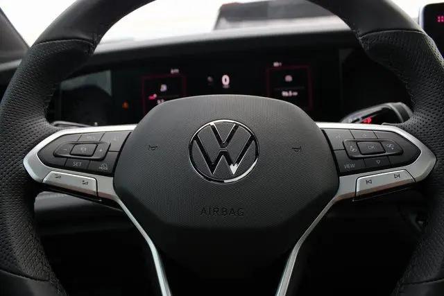 2025 Volkswagen Tiguan 2.0T SE R-Line Black