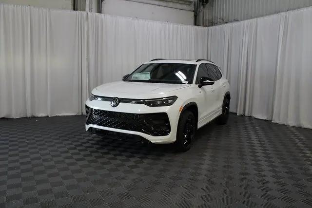 2025 Volkswagen Tiguan 2.0T SE R-Line Black