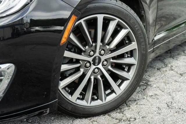 2020 Lincoln MKZ Standard