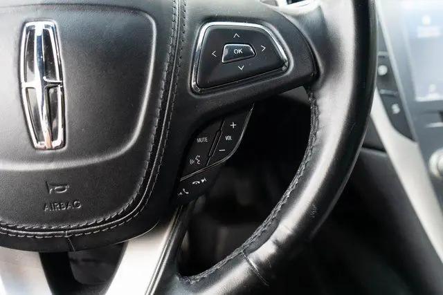 2020 Lincoln MKZ Standard