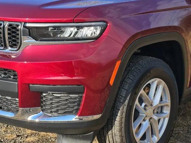 2025 Jeep Grand Cherokee L Laredo X 4x4