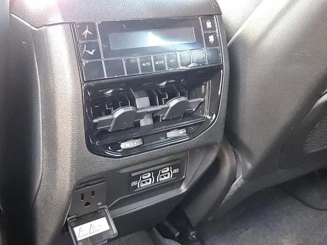 2025 Jeep Grand Cherokee L Laredo X 4x4