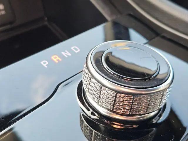 2025 Jeep Grand Cherokee L Laredo X 4x4