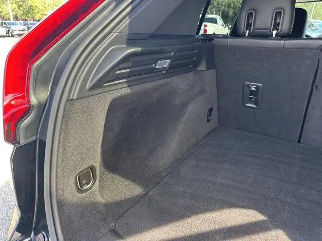 2024 Cadillac XT4 AWD Premium Luxury