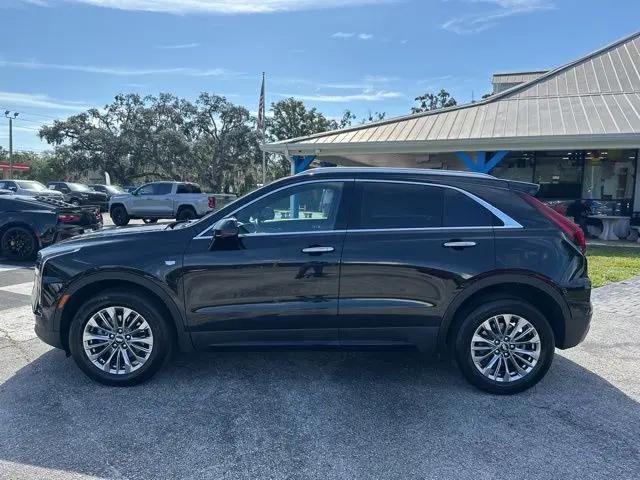 2024 Cadillac XT4 AWD Premium Luxury