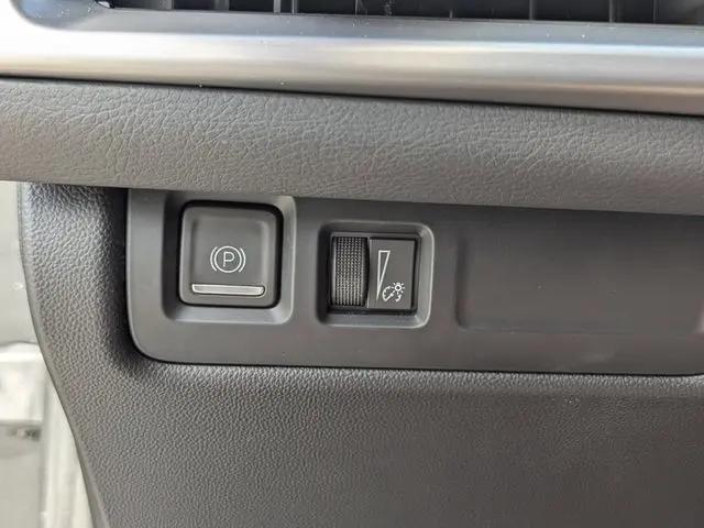 2024 Cadillac XT4 AWD Premium Luxury