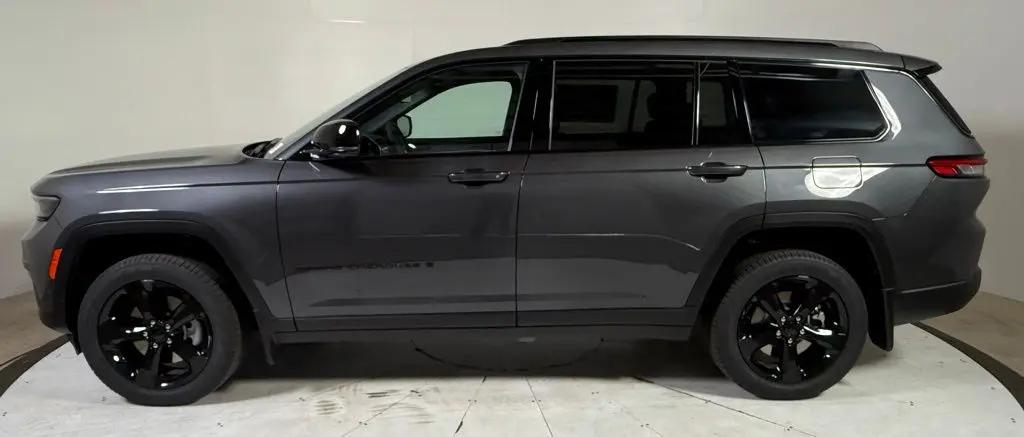2025 Jeep Grand Cherokee L Limited 4x4