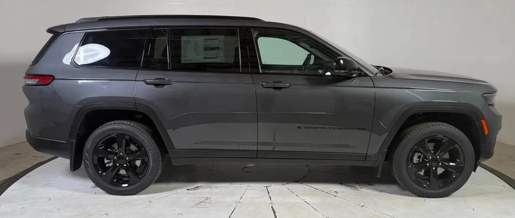 2025 Jeep Grand Cherokee L Limited 4x4