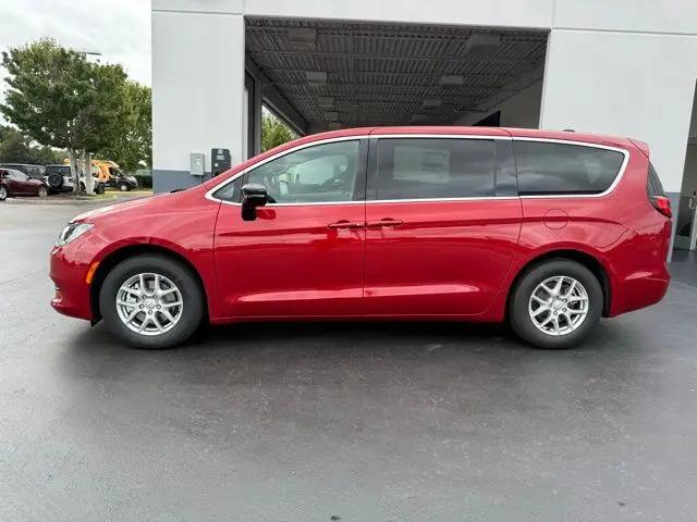 2026 Chrysler Voyager LX