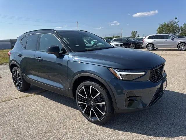 2026 Volvo XC40 Black Edition Ultra, B5 AWD Gas (mild hybrid) for sale in Cranston, RI