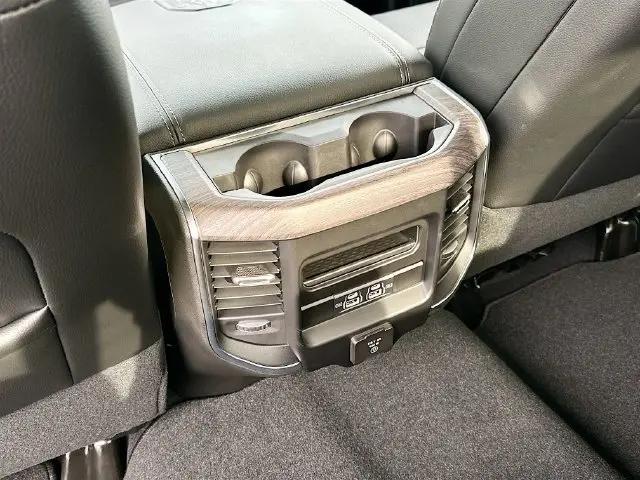 2026 Ram 2500 Laramie Crew Cab 4x4 8 Box