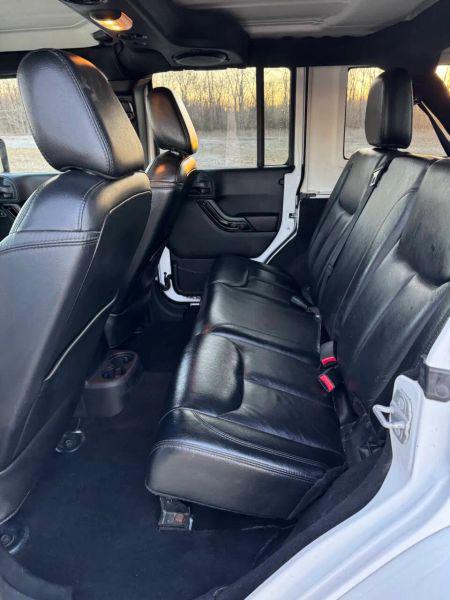 2014 Jeep Wrangler Unlimited Altitude