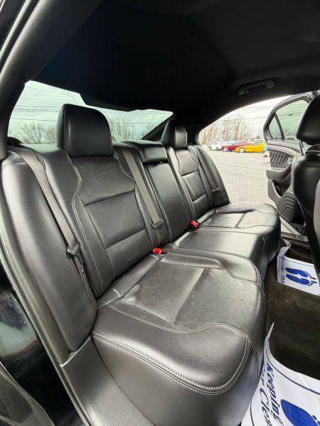 2018 Ford Taurus Limited
