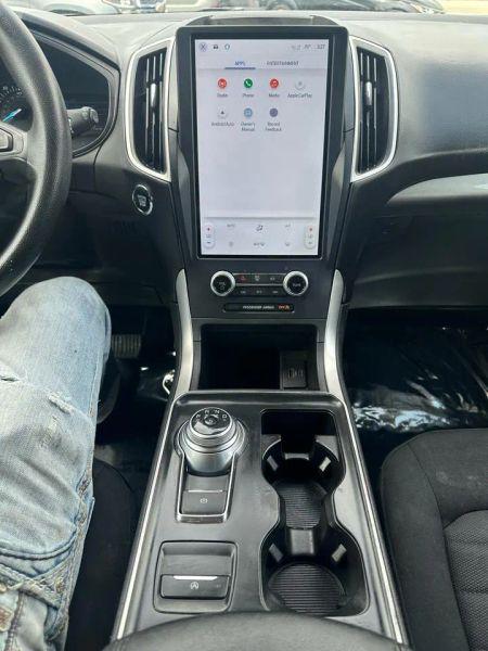 2023 Ford Edge SE