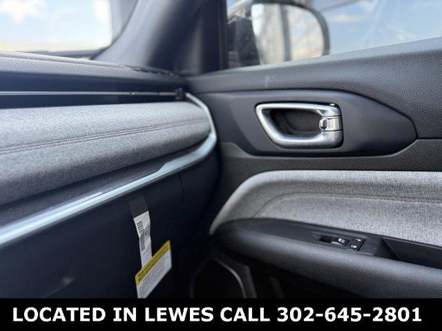 2023 Jeep Compass Latitude Lux FWD