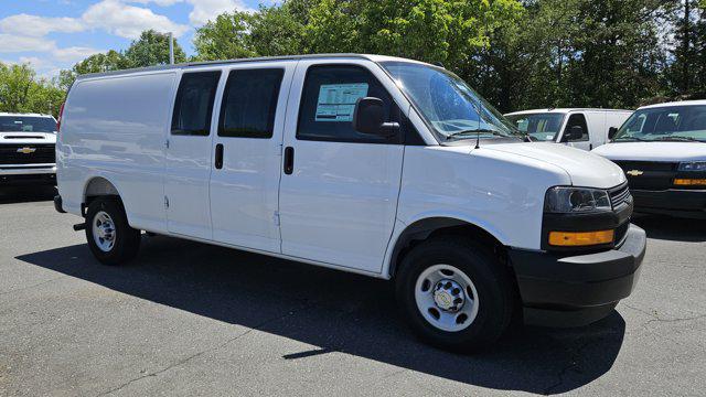 2025 Chevrolet Express Cargo Van RWD 2500 Extended Wheelbase WT