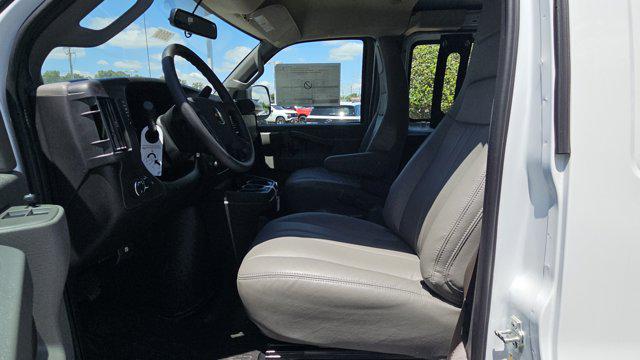 2025 Chevrolet Express Cargo Van RWD 2500 Extended Wheelbase WT