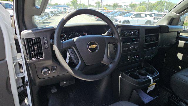 2025 Chevrolet Express Cargo Van RWD 2500 Extended Wheelbase WT