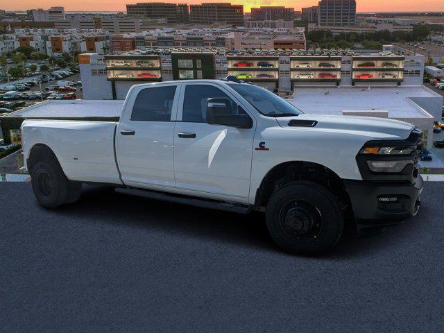 2026 RAM Ram 3500 RAM 3500 TRADESMAN CREW CAB 4X4 8 BOX