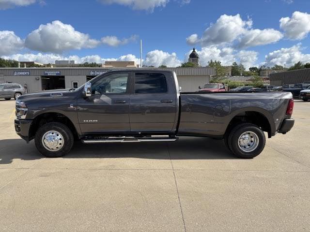 2026 RAM Ram 3500 RAM 3500 LARAMIE CREW CAB 4X4 8 BOX