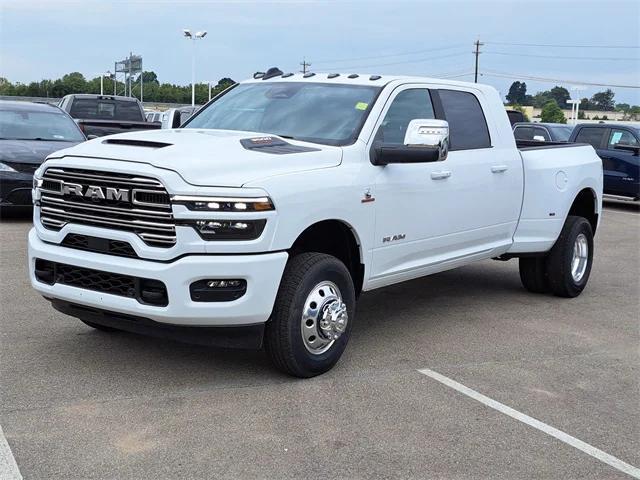 2026 RAM Ram 3500 RAM 3500 LARAMIE MEGA CAB 4X4 64 BOX