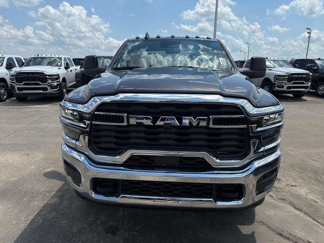 2026 RAM Ram 3500 RAM 3500 TRADESMAN CREW CAB 4X4 8 BOX