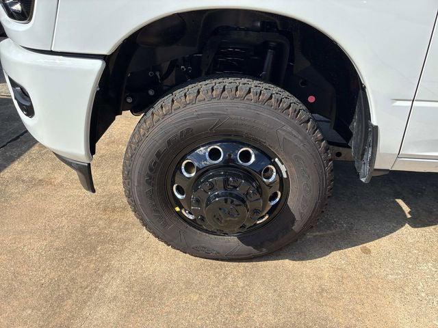 2026 RAM Ram 3500 RAM 3500 LARAMIE MEGA CAB 4X4 64 BOX 2026 RAM Ram 3500 RAM 3500 LARAMIE MEGA CAB 4X4 64 BOX