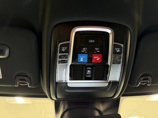 2026 Ram 2500 Laramie Crew Cab 4x4 64 Box