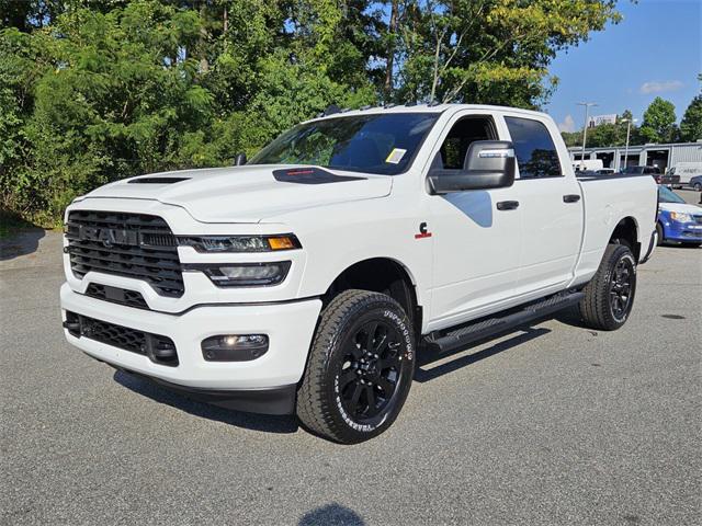 2026 RAM Ram 2500 RAM 2500 BLACK EXPRESS CREW CAB 4X4 64 BOX