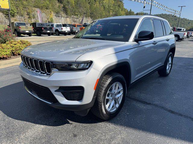 2025 Jeep Grand Cherokee GRAND CHEROKEE LAREDO X 4X4 2025 Jeep Grand Cherokee GRAND CHEROKEE LAREDO X 4X4