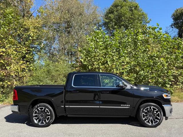 2026 Ram 1500 Limited Crew Cab 4x4 5'7" Box