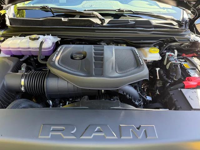 2026 Ram 1500 Limited Crew Cab 4x4 5'7" Box