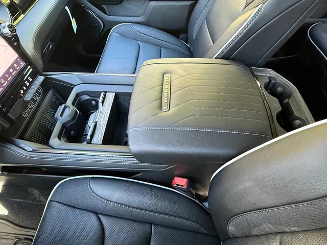 2026 Ram 1500 Limited Crew Cab 4x4 5'7" Box