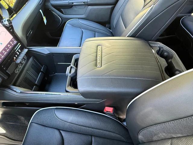 2026 Ram 1500 Limited Crew Cab 4x4 5'7" Box