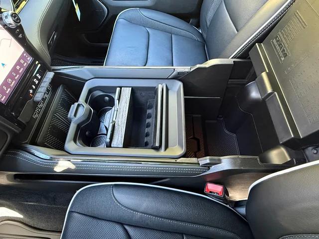 2026 Ram 1500 Limited Crew Cab 4x4 5'7" Box