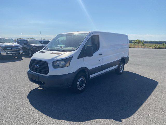 2015 Ford Transit-250 T-250 130 LW RF S 2015 Ford Transit-250 T-250 130 LW RF S