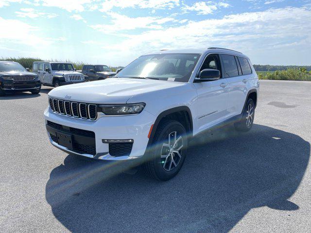 2023 Jeep Grand Cherokee L Limited 4x4 2023 Jeep Grand Cherokee L Limited 4x4